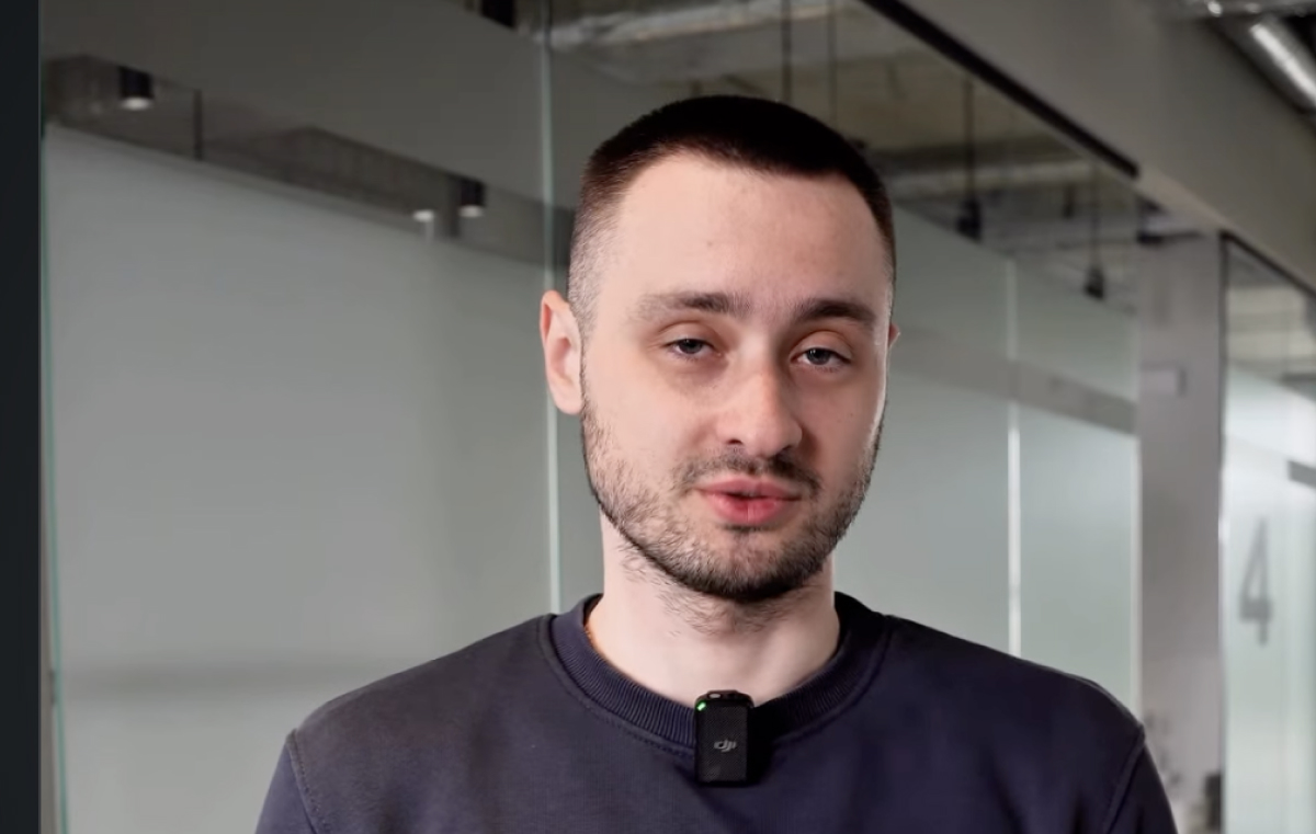 ШІ-ролик: Флеш на огляді в клініці